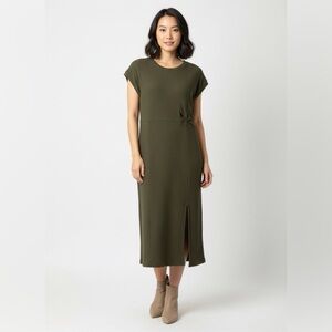 Chic Olive Ribbed Midi Dress